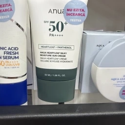 Anua Cremă cu protecție solară Heartleaf Silky Moisture Sun Cream SPF50+ PA++++, 50 ml