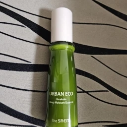 the SAEM Toner pentru față hidratare profundă Urban Eco Harakeke Deep Moisture, 150 ml
