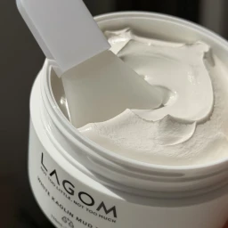 LAGOM Глиняная маска White Kaolin Mud Mask, 110 мл