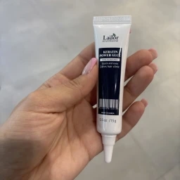 LADOR Ser pentru vârfuri despicate Keratin Power Glue, 15 g