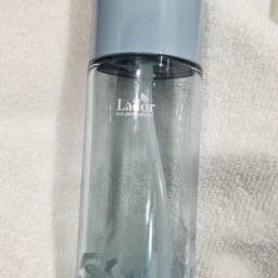 LADOR Ser hidratant pentru păr Wonder Full, 100 ml