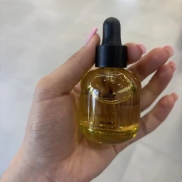 LADOR Ulei de păr parfumat Hinoki, 30 ml