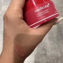 Medicube Cremă iluminatoare pentru față TXA + Niacinamide, 55 g